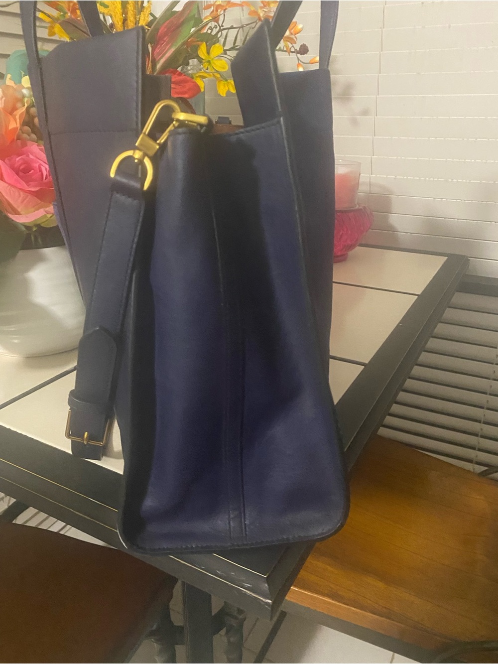 Fossil Cameron Navy Blue Leather Tote with Key Charm - Picture 4 of 7